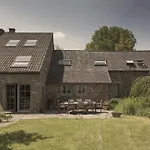 Domaine Sur Les Sarts Hotel Ohey