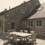 Domaine Sur Les Sarts Hotel 4*
