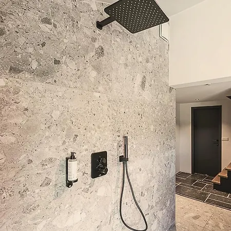 מלון Domaine Sur Les Sarts Ohey