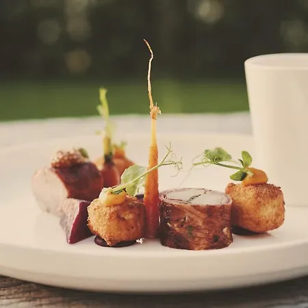 Domaine Sur Les Sarts מלון Ohey