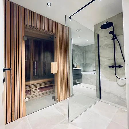 Domaine Sur Les Sarts Hotel 3*