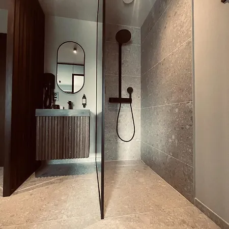 Domaine Sur Les Sarts Hotel 3*