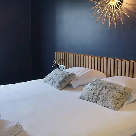 מלון Domaine Sur Les Sarts Ohey