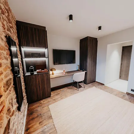 Domaine Sur Les Sarts 4*