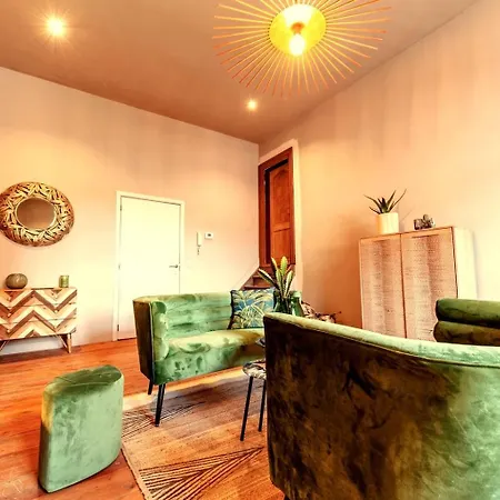 Domaine Sur Les Sarts Hotel