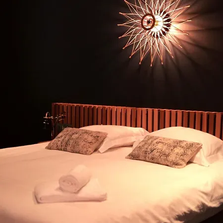 Domaine Sur Les Sarts 4*