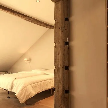Domaine Sur Les Sarts Hotel 4*