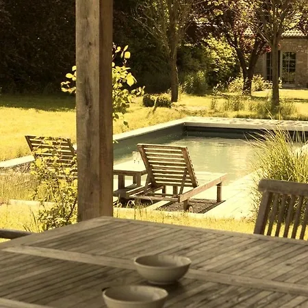 Domaine Sur Les Sarts 4*