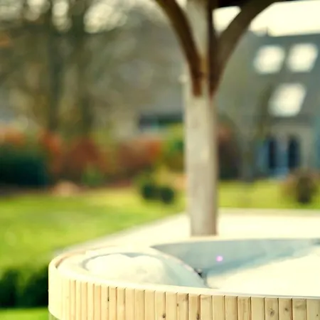 Domaine Sur Les Sarts 4* Ohey
