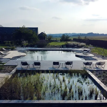 Domaine Sur Les Sarts Hotel