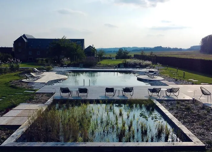 Hotel Domaine Sur Les Sarts 4*