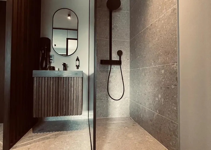 Domaine Sur Les Sarts Hotel 4*