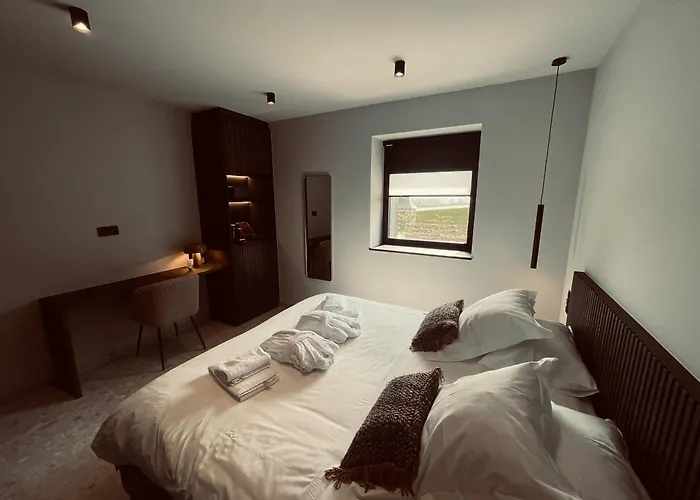 Domaine Sur Les Sarts 4* Ohey