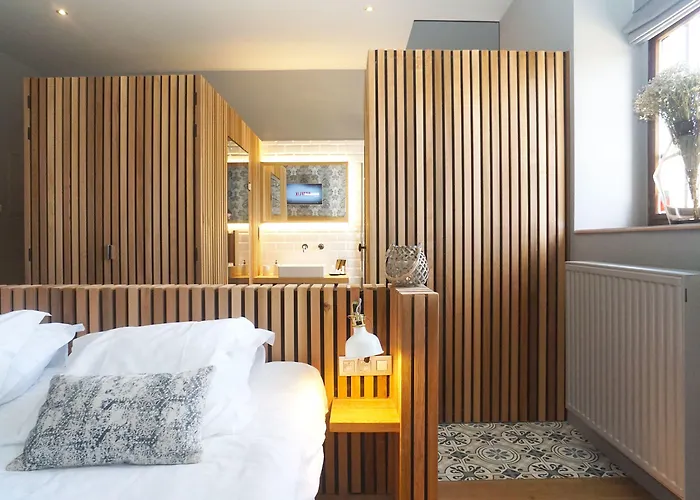 Domaine Sur Les Sarts 4* Ohey