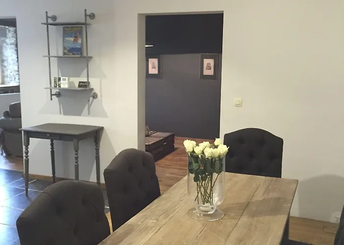 Domaine Sur Les Sarts Hotel