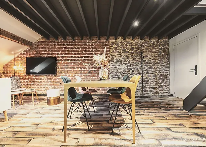 Domaine Sur Les Sarts 4*