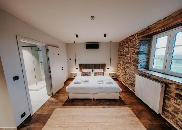 Domaine Sur Les Sarts 4* Ohey